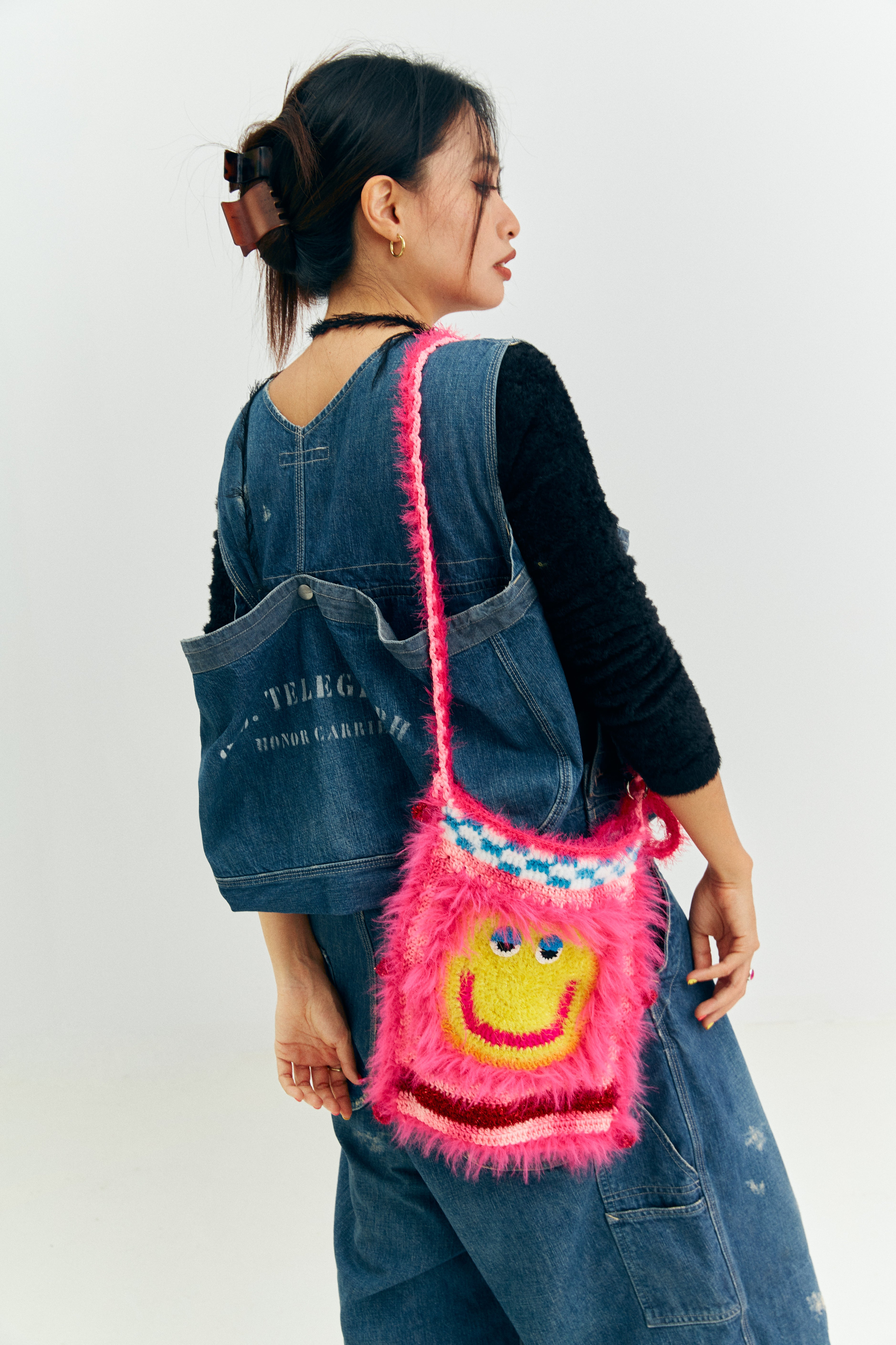 Happy-Go-Lucky Crochet Shoulder Bag